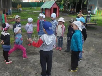 Подвижная игра хитрая