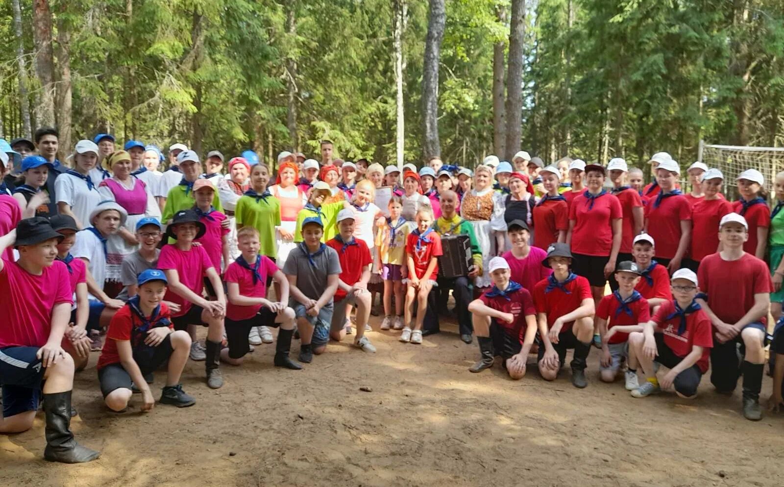 Лагерь прудок комнаты. Лагеря в смоленской области. Прудок лагерь смоленск. Лагерь прудок смоленская область фото. Лагерь прудок рославль.