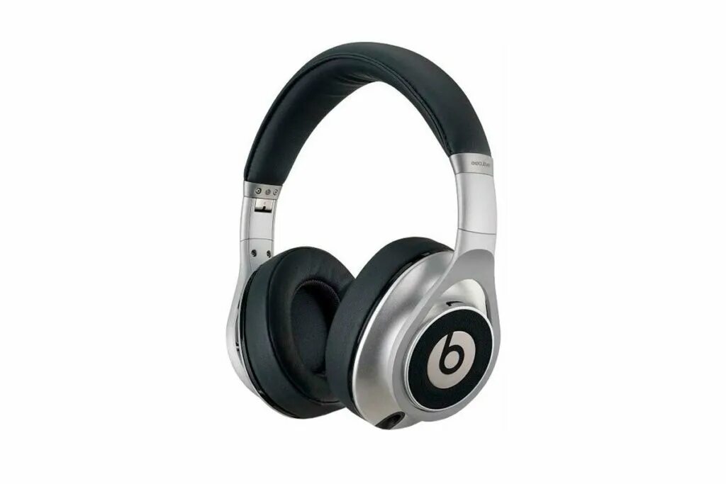 Over ear. Dr Dre наушники. Наушники Beats Executive. Наушники Монстер битс беспроводные серебристые. Наушники Beats Executive Black.