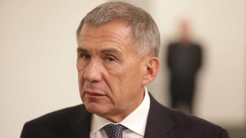 Лет минниханову. Сунгоркин минниханов. самолет главы татарстана.