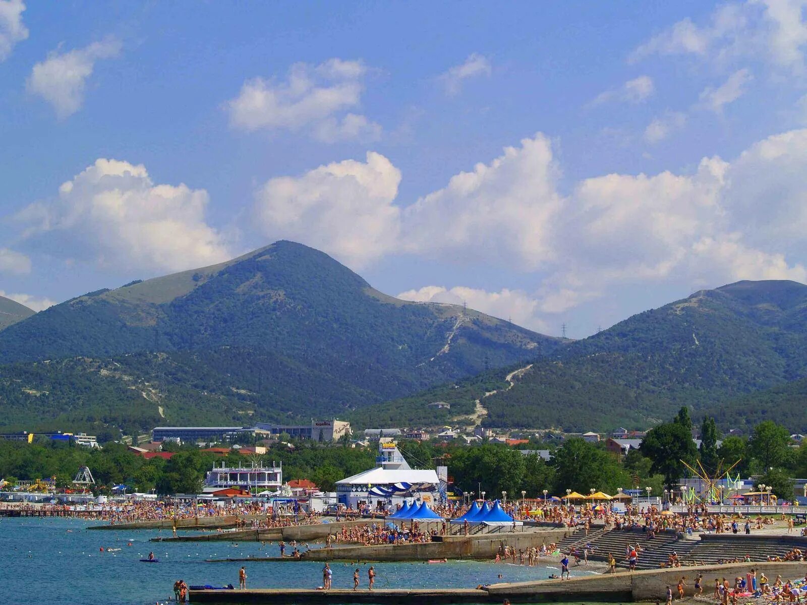 Долина сукко краснодарский край. Черное море дивноморск. Поселок курортный краснодар. Курортный поселок сукко. Сукко анапа.