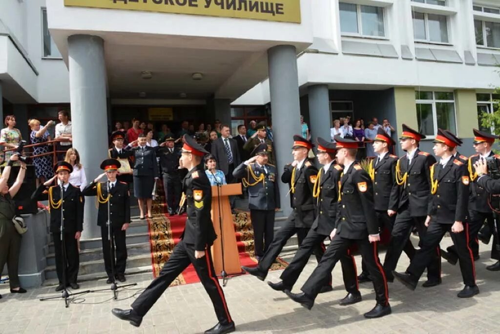 Могилевское кадетское. Здание могилевского кадетского училища. Кадетское училище ишим. Кадетское училище могилев. Могилевское кадетское училище.