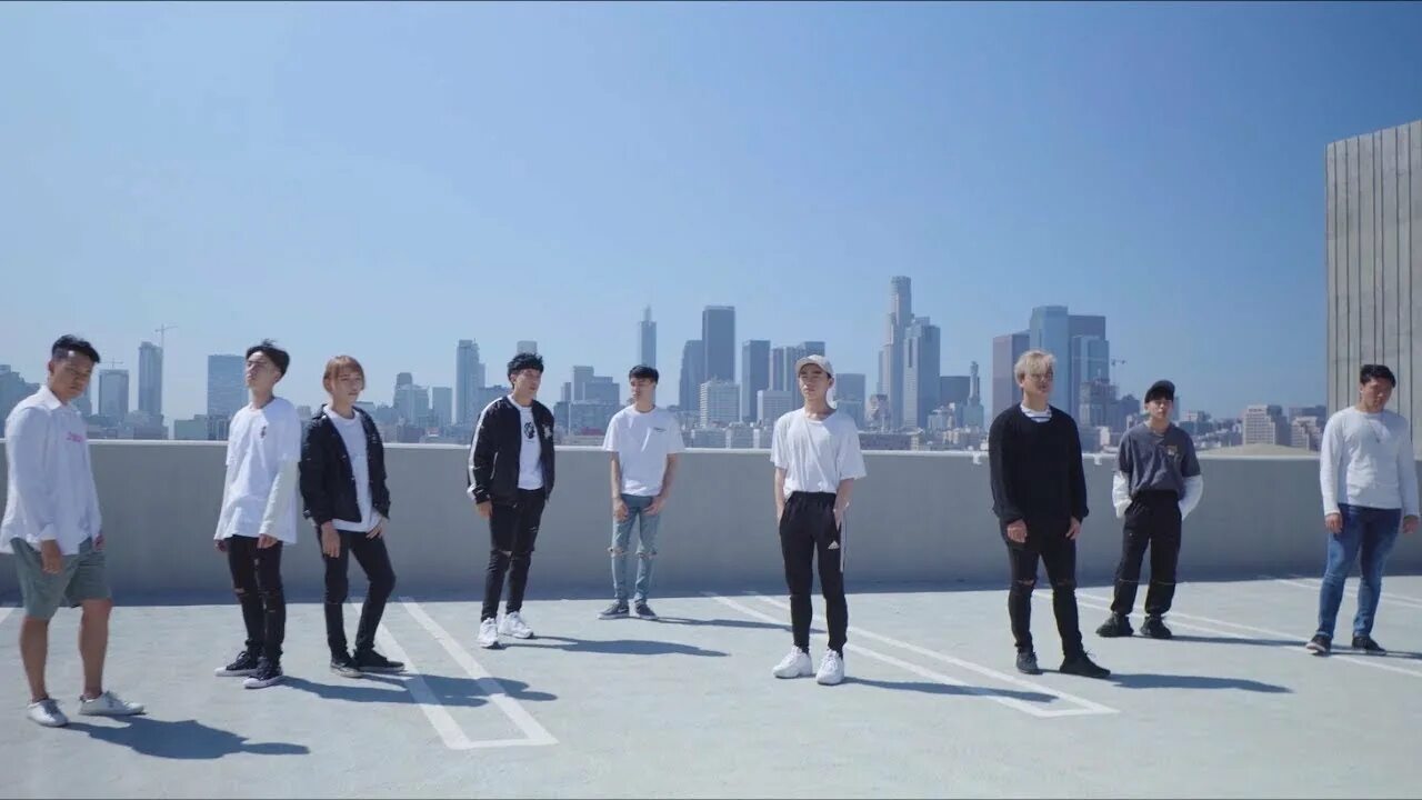 Stray kids tmt. Stray kids fantastic baby клип. Stray kids tmt. Stray kids tmt. Stray cover.