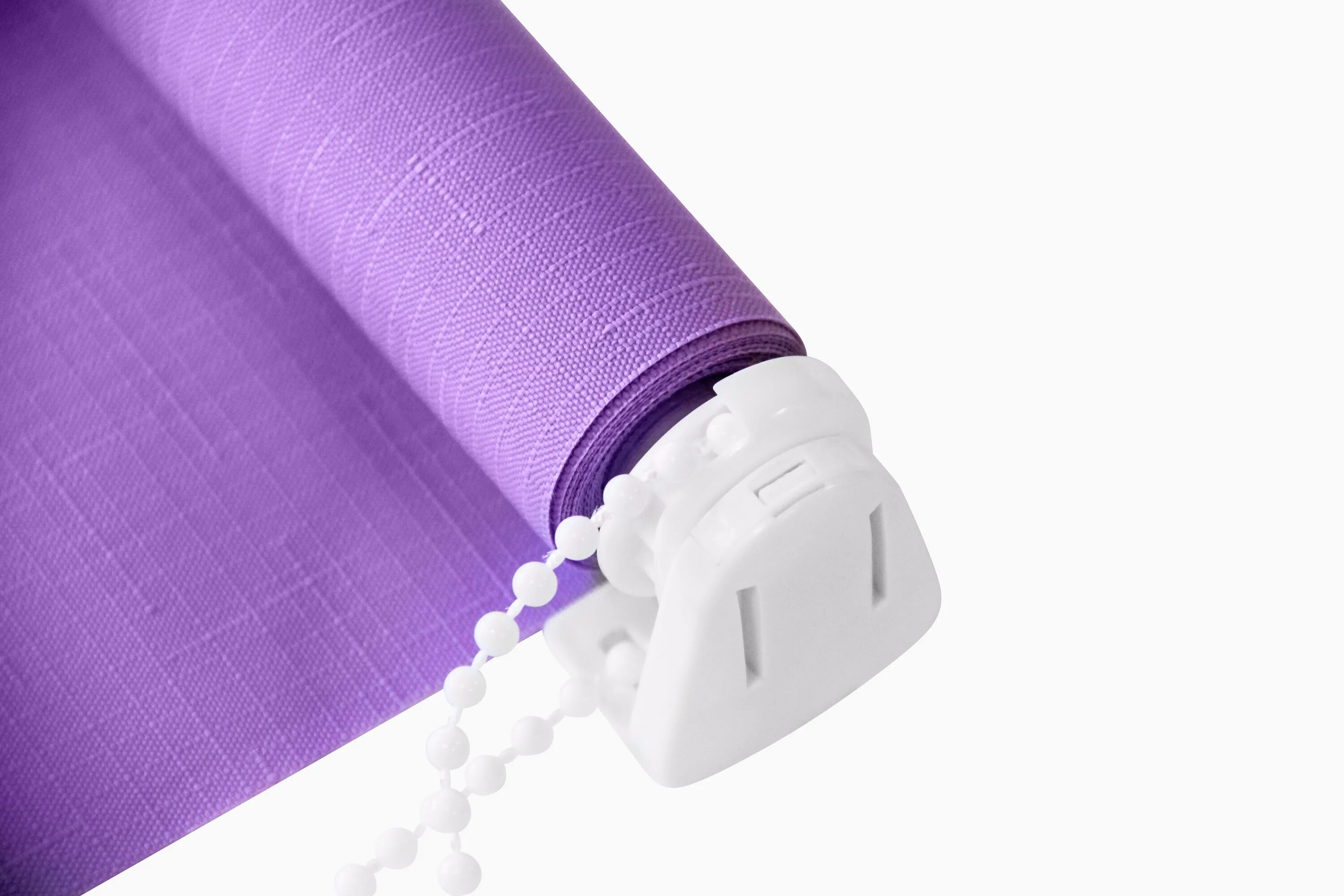 Какие ткани рулонных штор. Рулонные шторы фиолетовые. Рулонная штора, сиреневый. Ткань для рулонных штор. Рулон материала для штор.