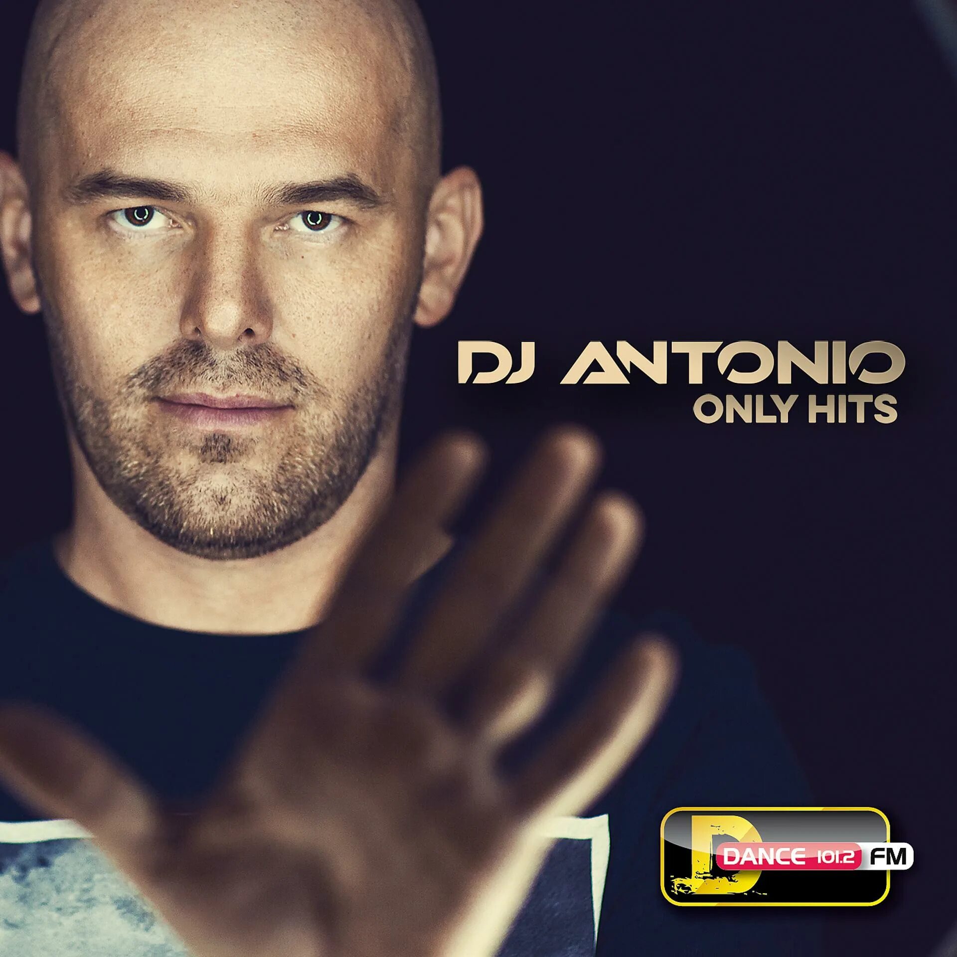 Here she come dj antonio. DJ Antonio. DJ Antonio "only Hits". DJ Antonio фото. DJ Antonio снегом.