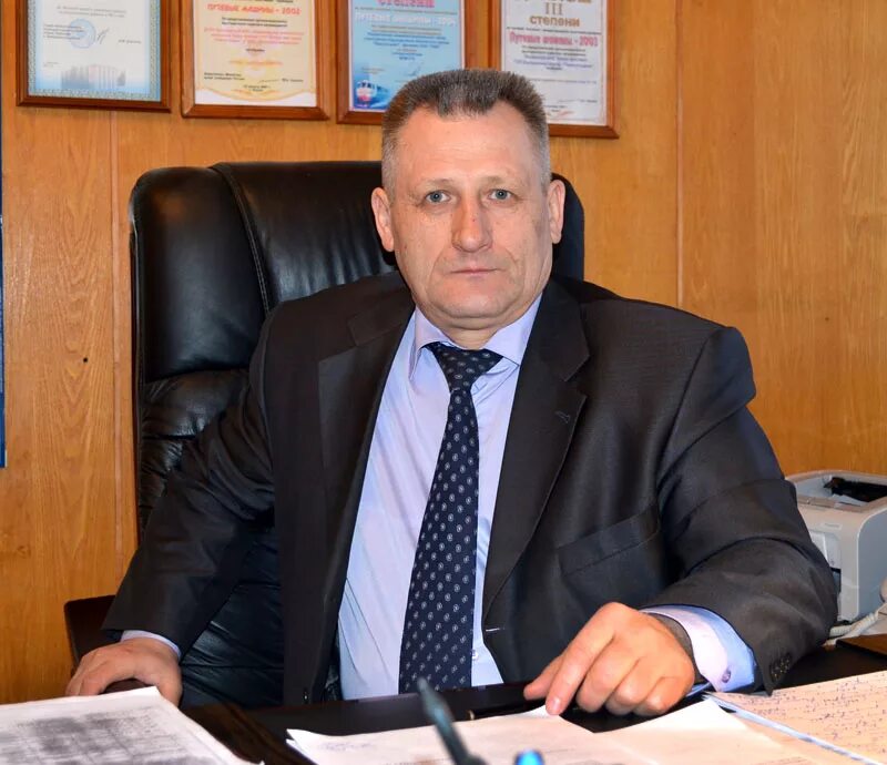 Станция людиново 2. Центр занятости населения северск. Цзн людиново. Биржа труда людиново. Военкомат людиново калужской области.