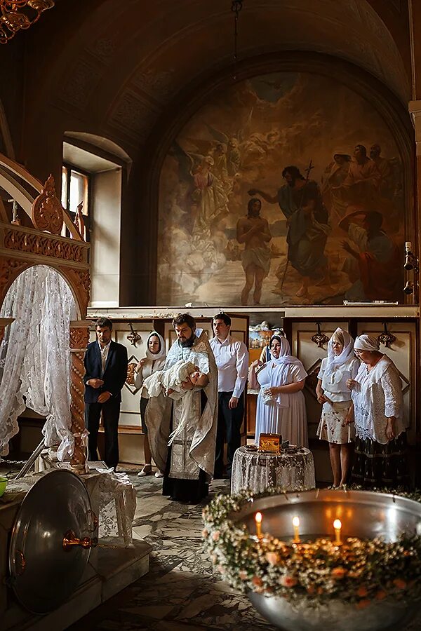 храм в сабурово крещение. денис таинство крещения. крестины в храме христа спасителя. спасо-преображенский собор санкт-петербург крещение. храм воскресения словущего в даниловской слободе крещение.