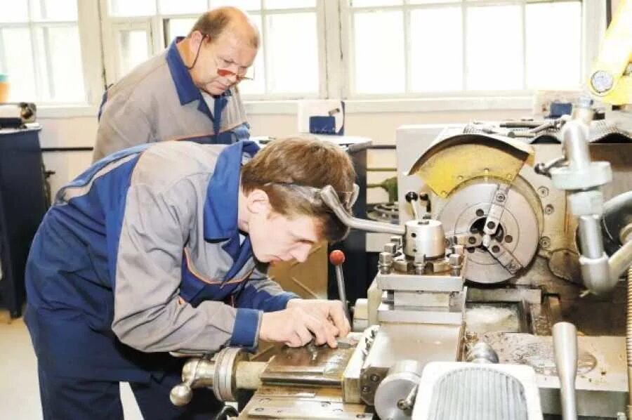 творческий школьник. творческая активность школьников. менеджмент. профессиональная подготовка инвалидов. корпоративное управление.