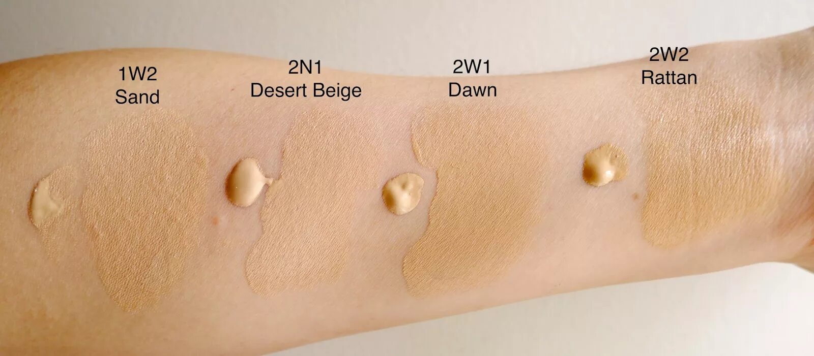 модель 5w маркетинг. Estee lauder double wear pale almond. 1 w перевод. Estee lauder double wear тональный 2w1. Estee lauder double wear 2w1 dawn.