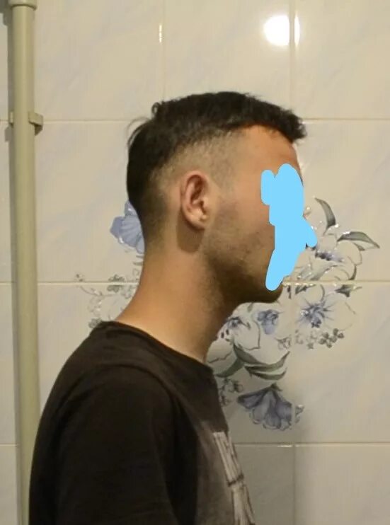 Фейд кроп стрижка. Зоны головы для мужской стрижки. Полоски сбоку на голове стрижка мужская. Стрижка фейд милитари. Мид фейд стрижка.