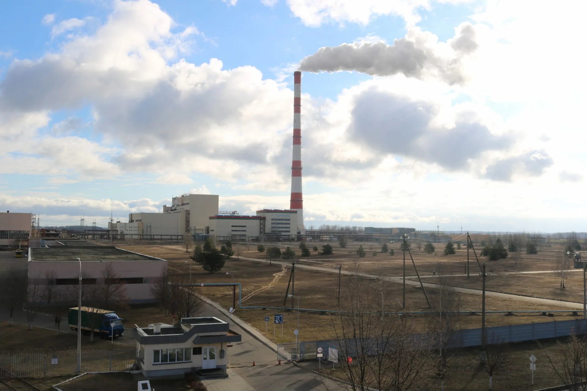 Тэц 5 работает. Тэц 5 работает. Тэц-5 новосибирск. Тэц 1 киров. Тэц 5 омск.