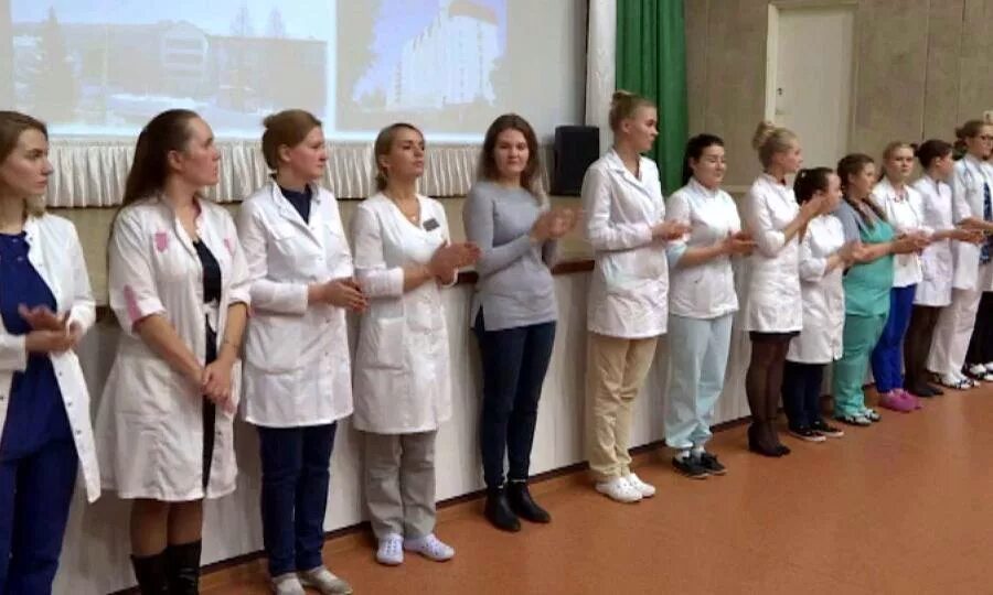 архангельская городская клиническая больница №7. областная поликлиника архангельск. суворова 1 архангельск больница. архангельская городская клиническая поликлиника 6. 1 городская больница архангельск отделения больницы.