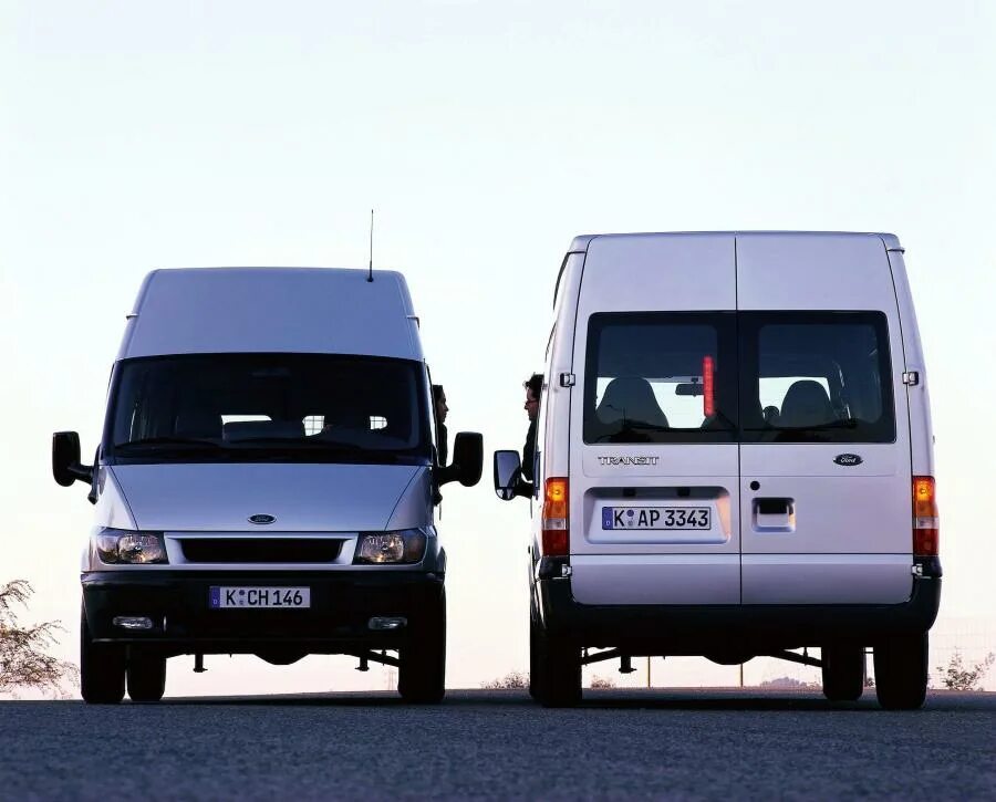 Номер телефона транзита. Форд Транзит 2000. Ford Transit 2000 года. Ford Transit 2010 back. Ford Transit 2012 back.