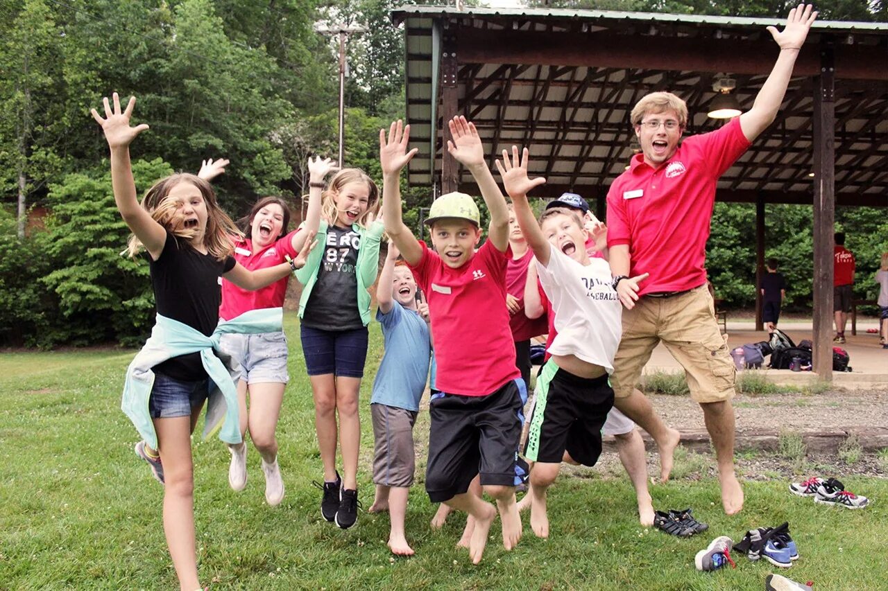 Summer Camp лагерь. Саммер Кэмп лагерь план. Детские лагеря за рубежом. Саммер кэмп