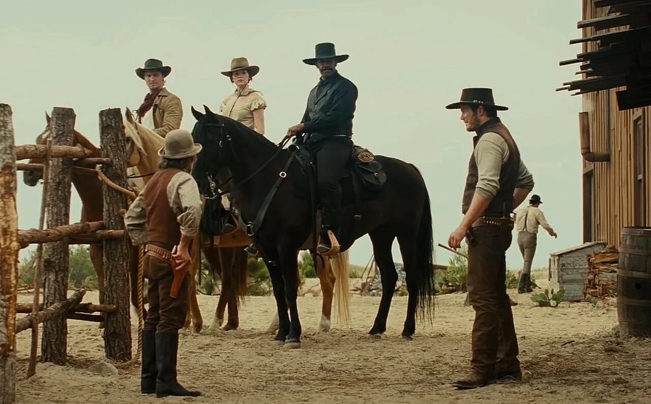 Дензел Вашингтон великолепная семерка. Великолепная семерка (2016) the Magnificent Seven. Джек Хорн великолепная семерка. Великолепная семерка на телефон