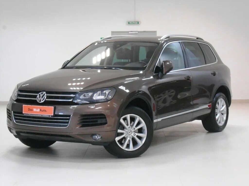 Volkswagen touareg 2014. VW Touareg 2014. Туарег 2 2014. Volkswagen Touareg 2014 коричневый. Volkswagen Touareg Рестайлинг 2014.