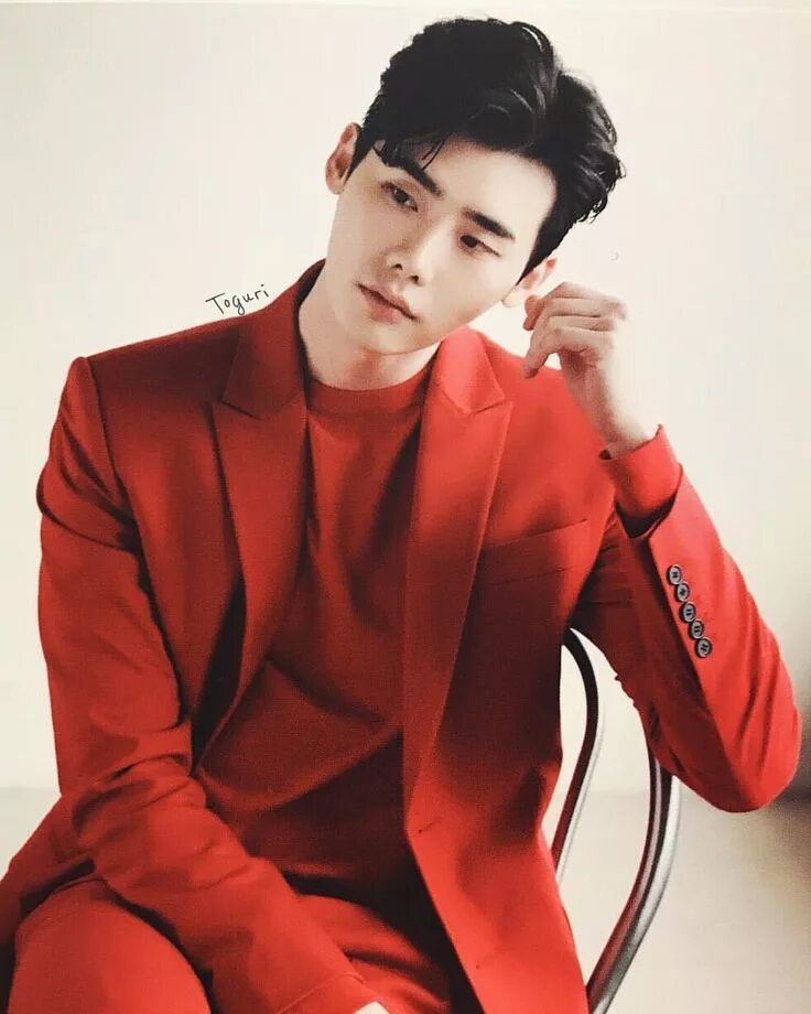 Ли Чон сок. Ли Чон сок 2021. Корейский актер ли Чон сок. Lee Jong Suk 2020.