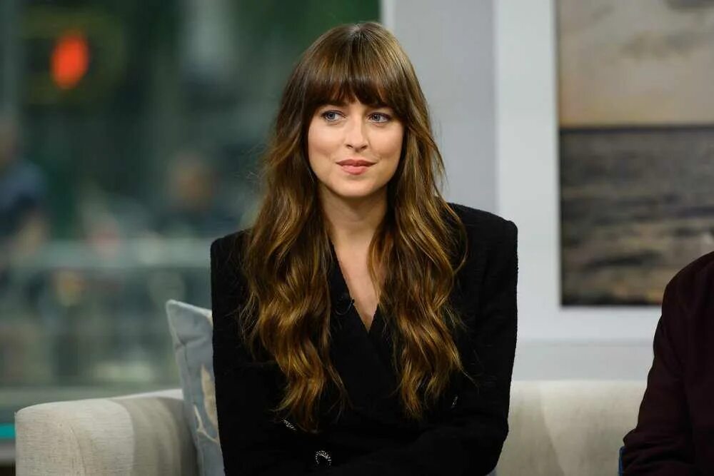 дакота джонсон и джейми дорнан. анастейша 50 оттенков серого. дакота джонсон и джейми дорнан. главная героиня 50 оттенков. кино семь оттенков серого.