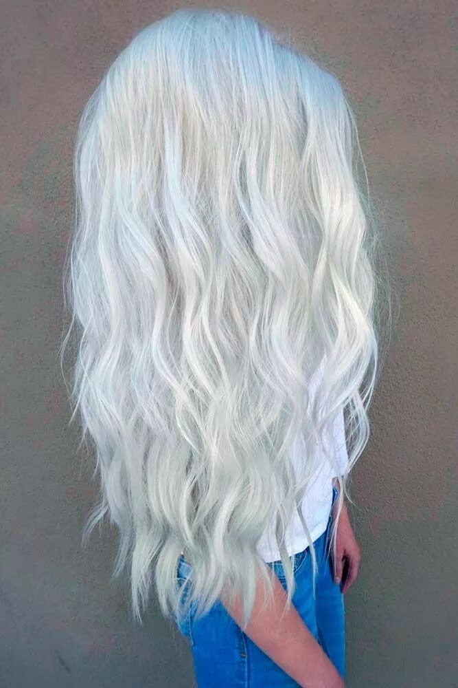 White long hair. Кипельно-белый цвет волос. Что делать если волосы белые. Девушка с белыми волосами. Чисто белый цвет волос.