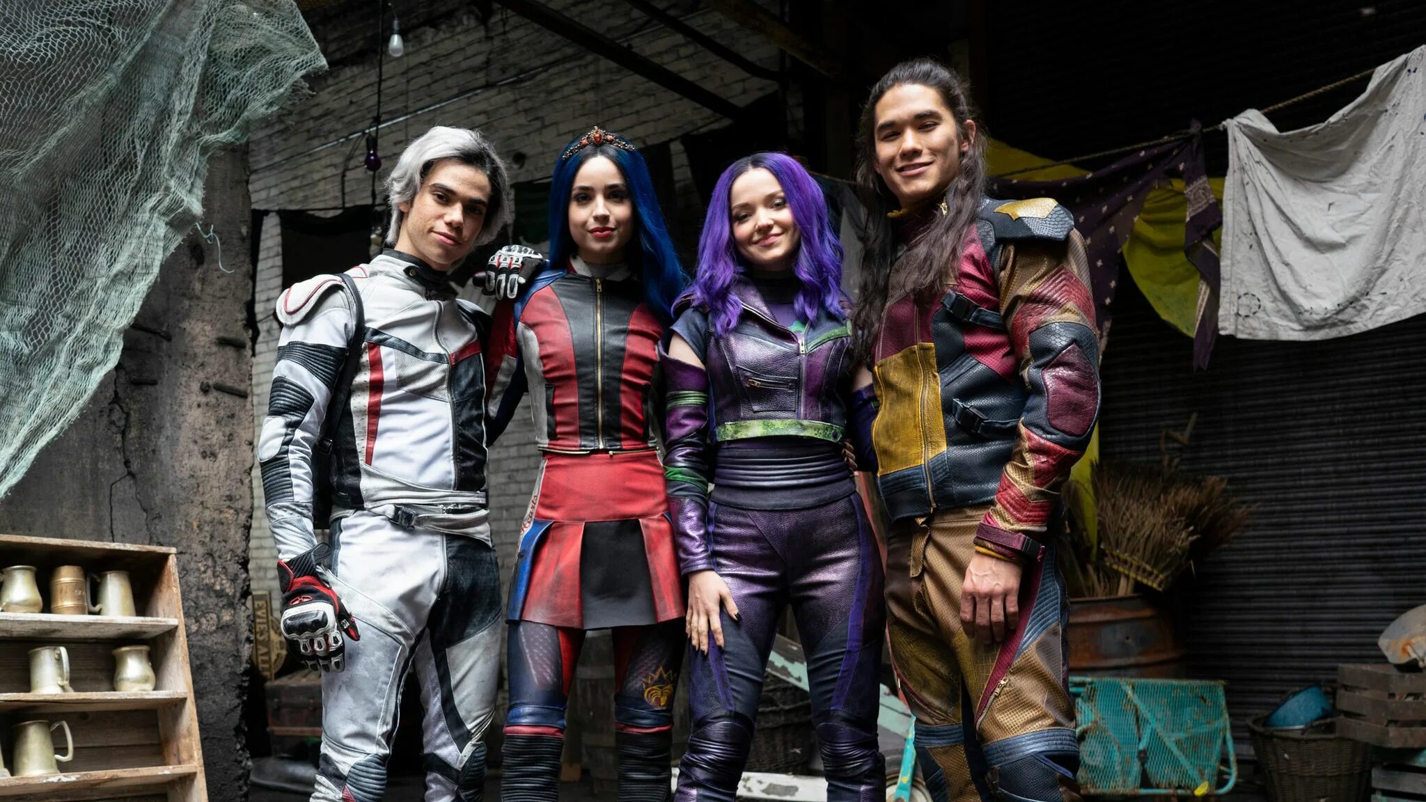 Наследники (descendants) 2015. Наследники престола 3. Наследники 3 фильм 2019. Наследники 3 фильм 2019. Наследники дисней 3 мэл.