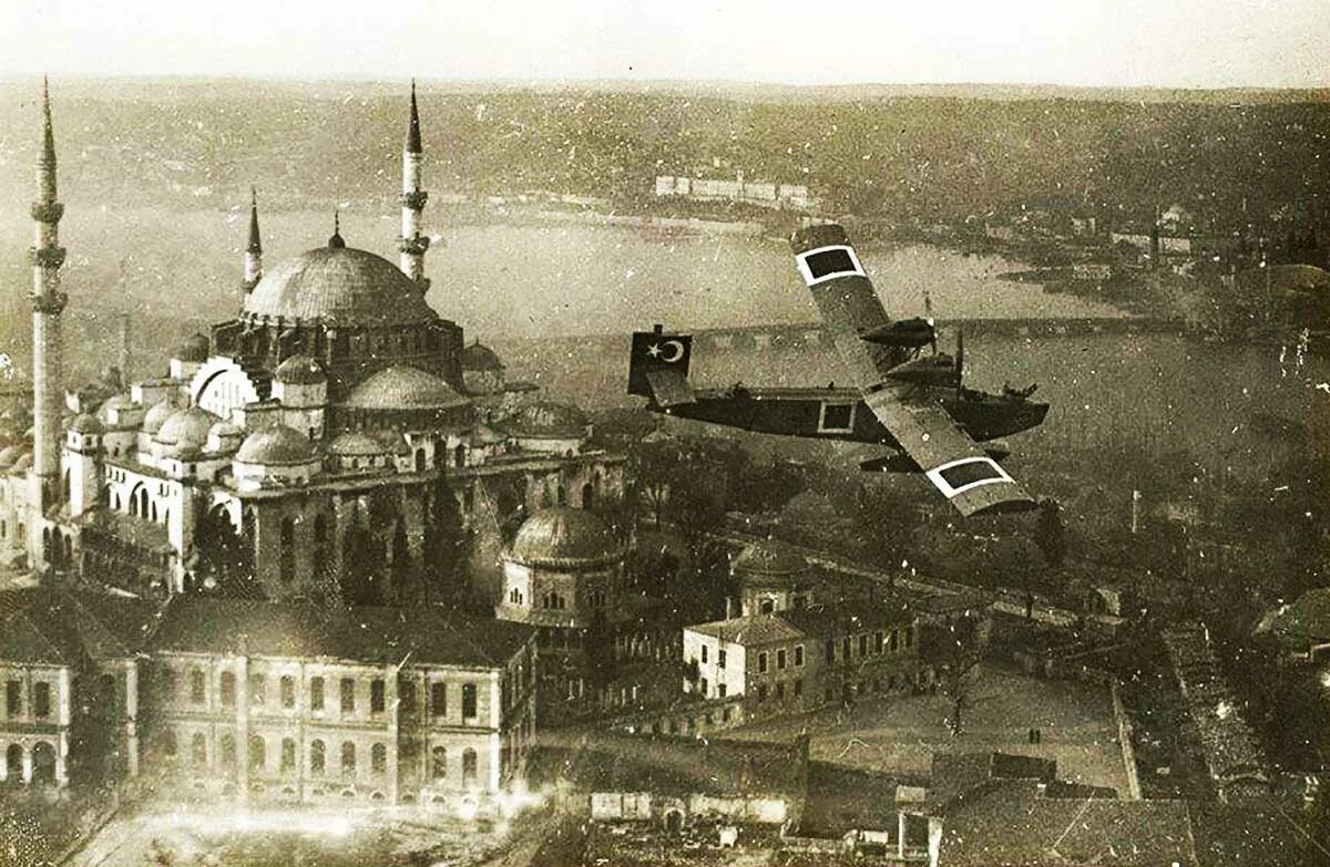 Бульвар ататюрка анкара. Турки 1920 год. Турция 1920 1930. Турция в 1920 фото женщины. Турция 1920.