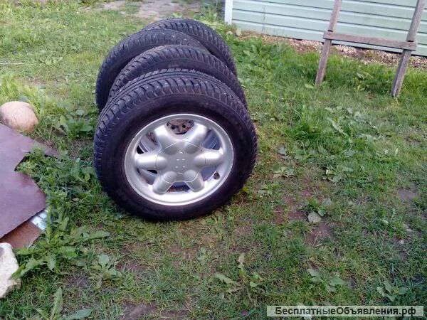 Авито колеса б у нива. 195/65 R15 на ниву Шевроле. Нива на резине 195/65 r15. Резина на ниву Шевроле 15 радиус 195 65. Резина 195 65 r15 зима на Ниве.