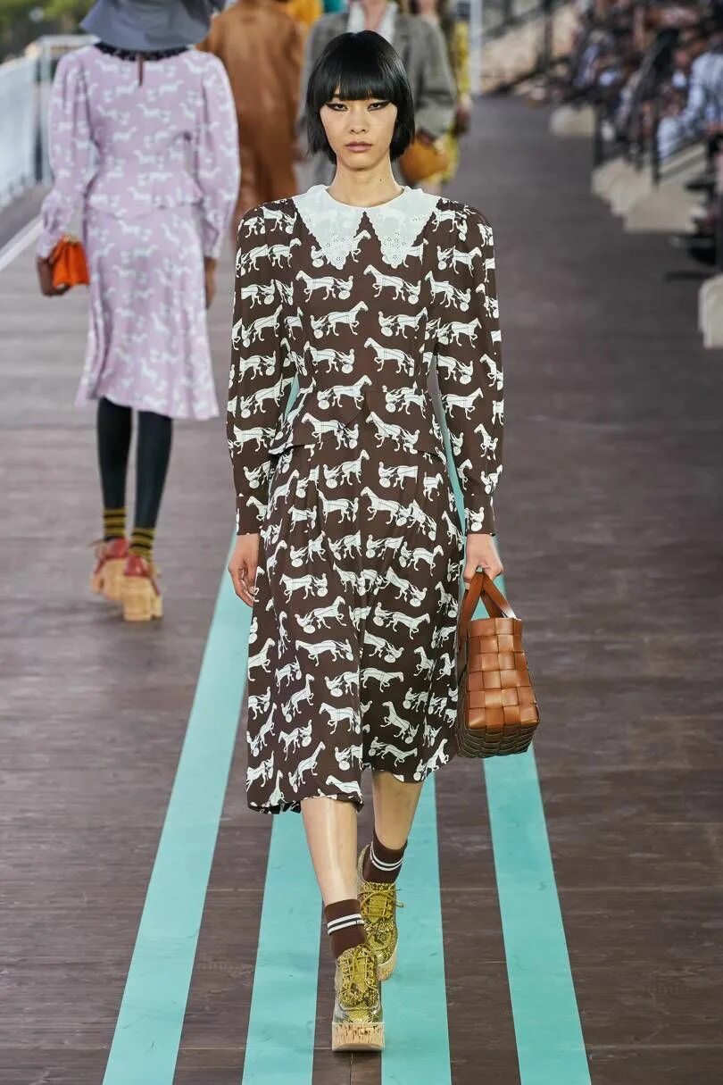 Miu miu 2025. Miu miu коллекция 2025. miu miu показ 2025. миу миу коллекция 2025. miu miu показ 2025.