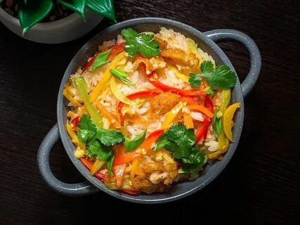 Жареная кимчи с курицей