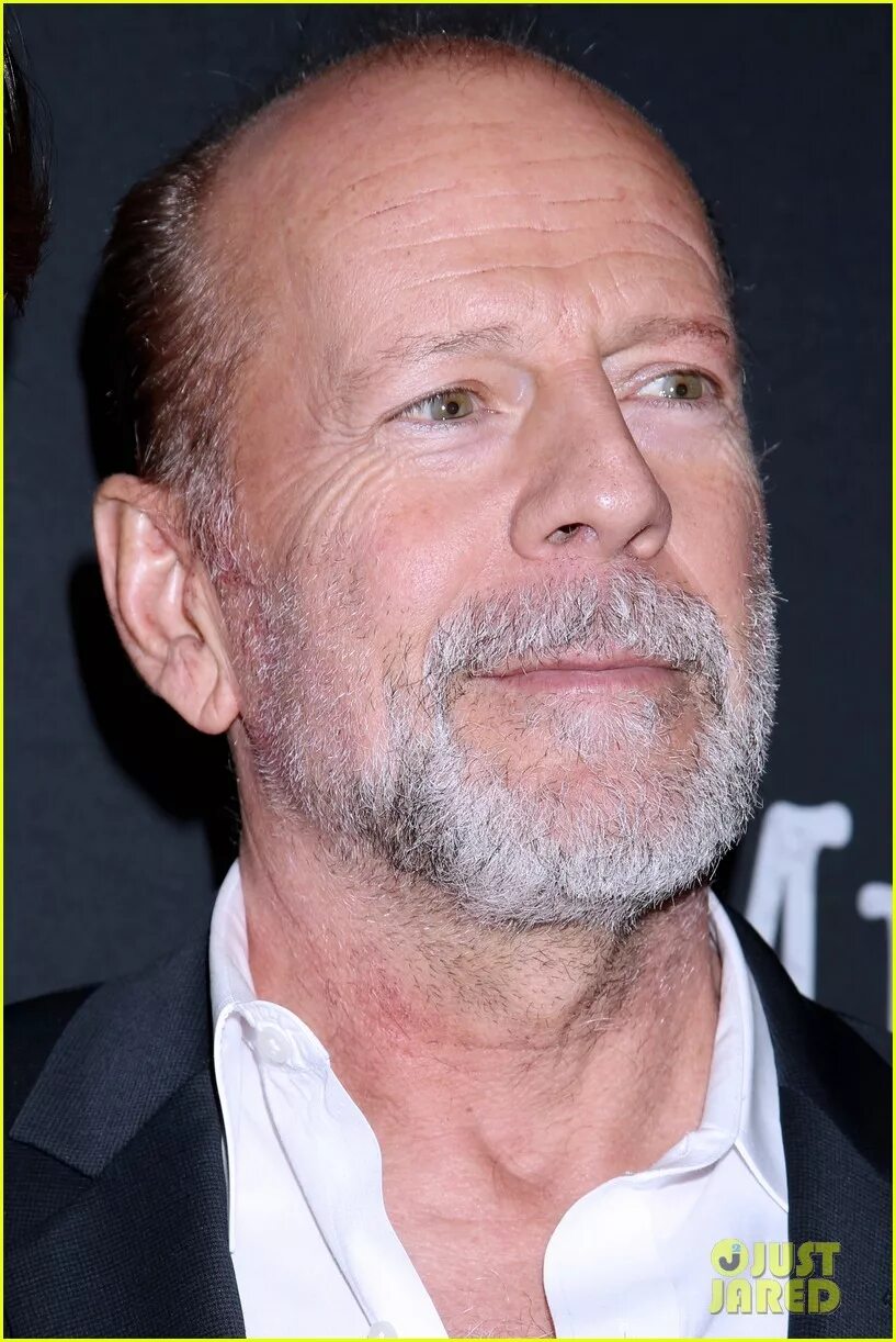 Брюс уиллис. Bruce willis 2022. Брюс уиллис 2021. Брюс уиллис. Брюс уиллис сейчас.