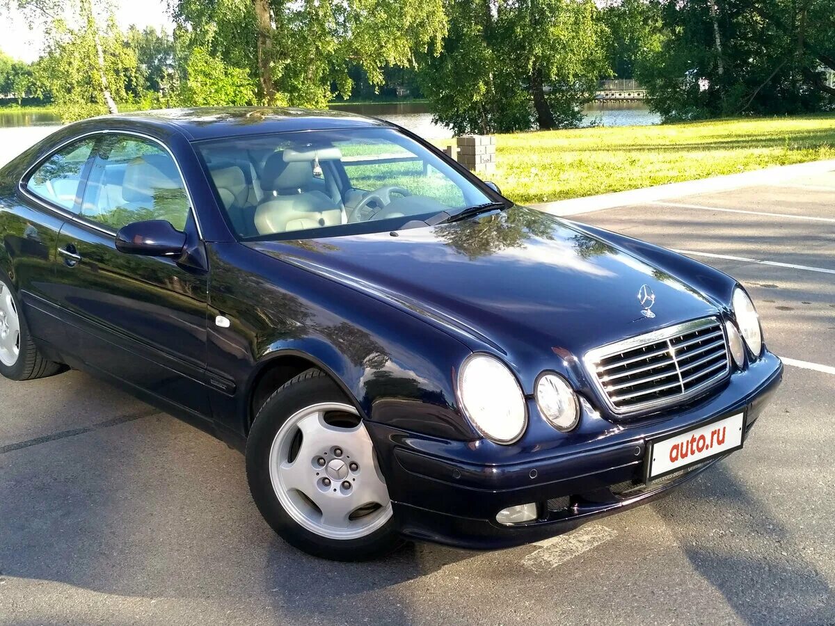 Купить мерседес 2000 года. Mercedes-Benz CLK 200 1997. Mercedes 200 CLK w208. Mercedes Benz CLK 1997. Мерседес CLK 1997.