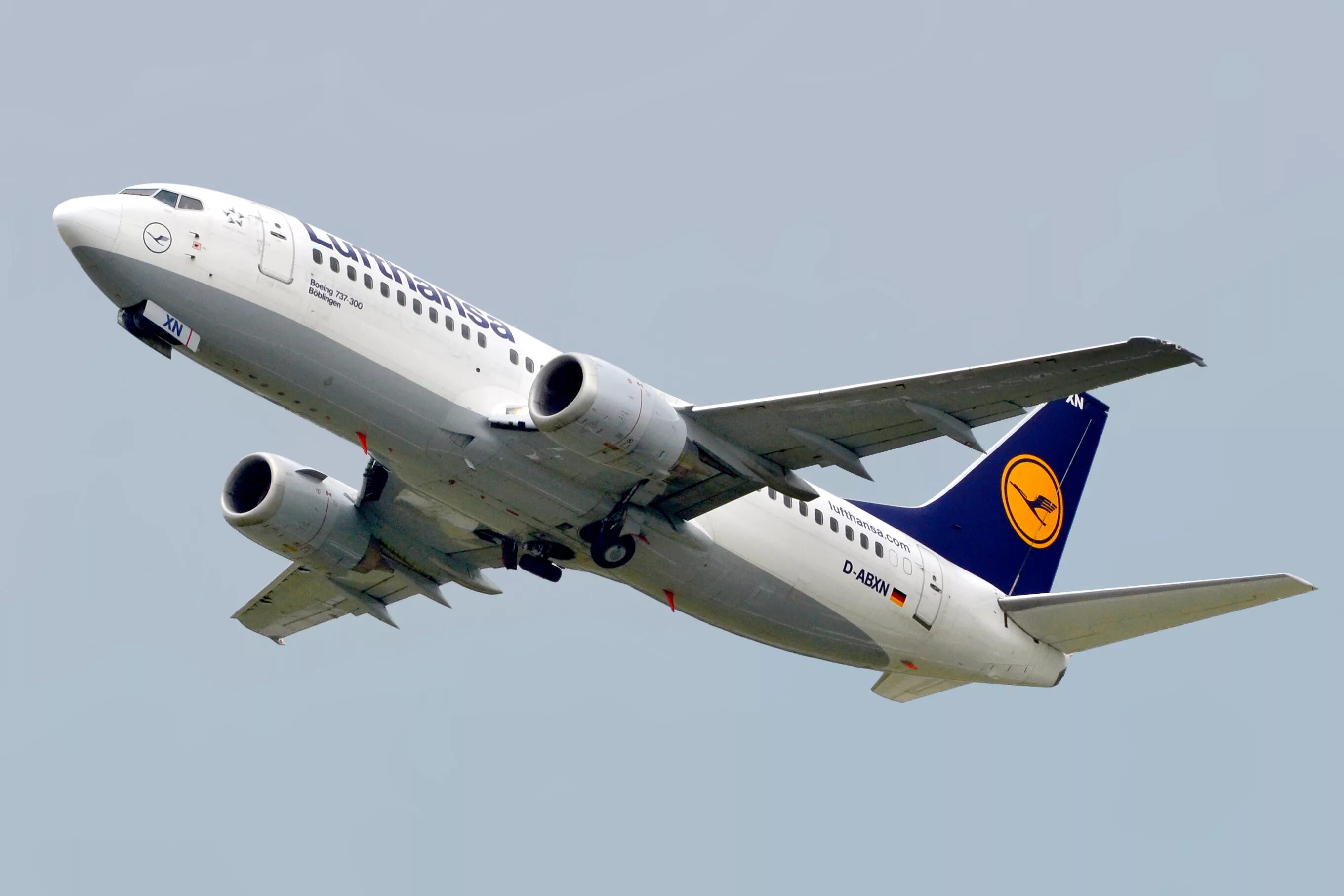 Пассажирский Boeing 737 рухнул на Кубе после взлёта - NEWS.ru - NEWS.ru - 18.05.