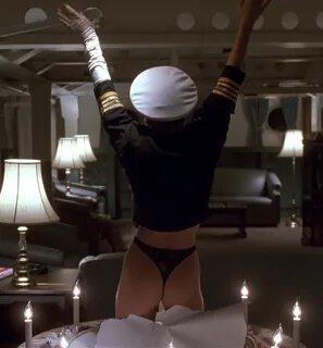 Nude Celebs in HD - picture - 2007_7originalerika_eleniak-under_siege-hd-...