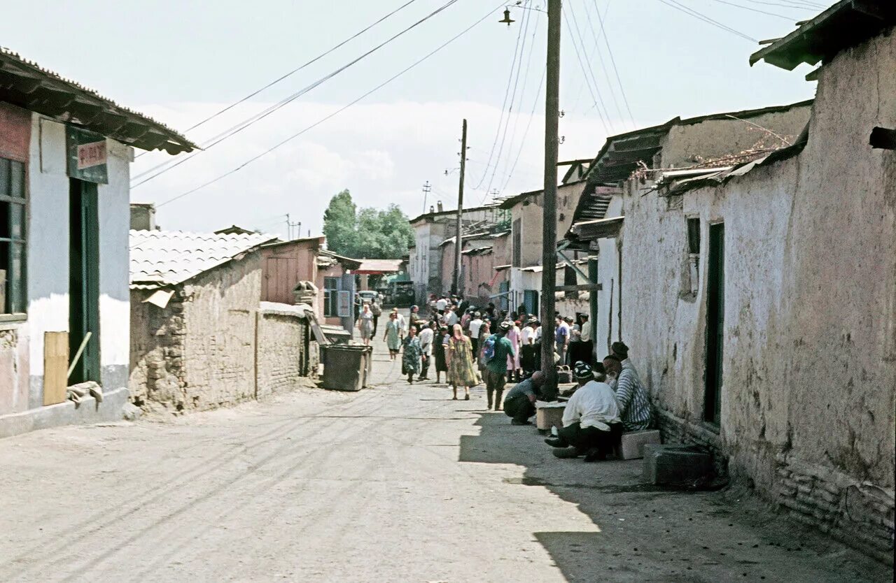 Village 60. Кишлак Узбекистан улица. Ташкент махалля старый город. Узбекистан 1990. Ташкент 1968.