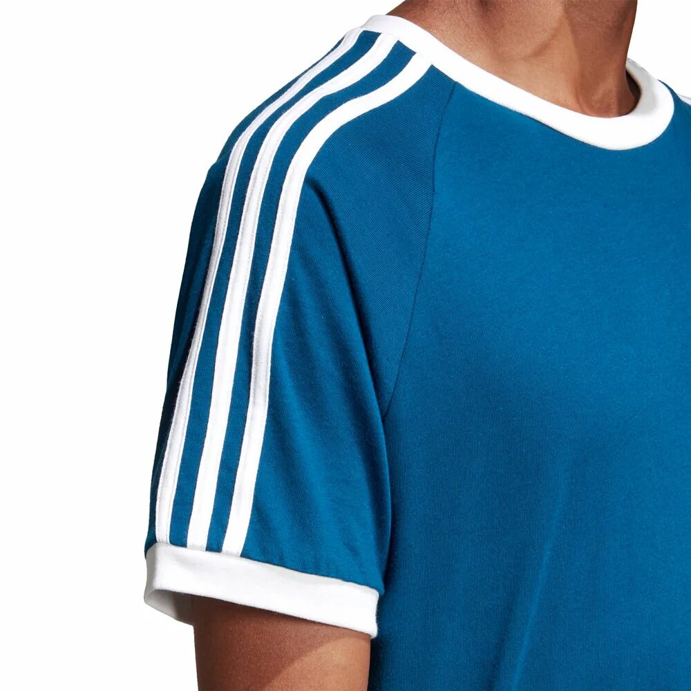 Футболка 3 stripes. Adidas originals 3 stripes. Adicolor adidas 3 stripes tee. Adidas originals футболка 3-stripes tee. Adidas originals t shirt.