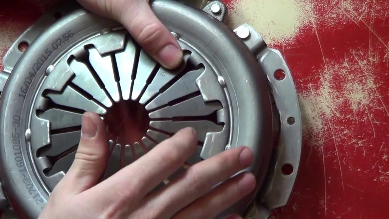 Подшипник корзины сцепления honda f3. Подшипник корзины сцепления. 103/13. Подшипник корзины сцепления хонда 919. Корзина сцепления suzuki sv 1000.