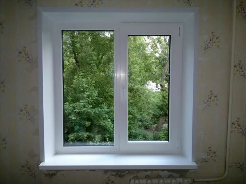 Двустворчатое окно 1300 х 1400 мм. Окно двухстворчатое пластиковое. Пластиковые окна в бийске