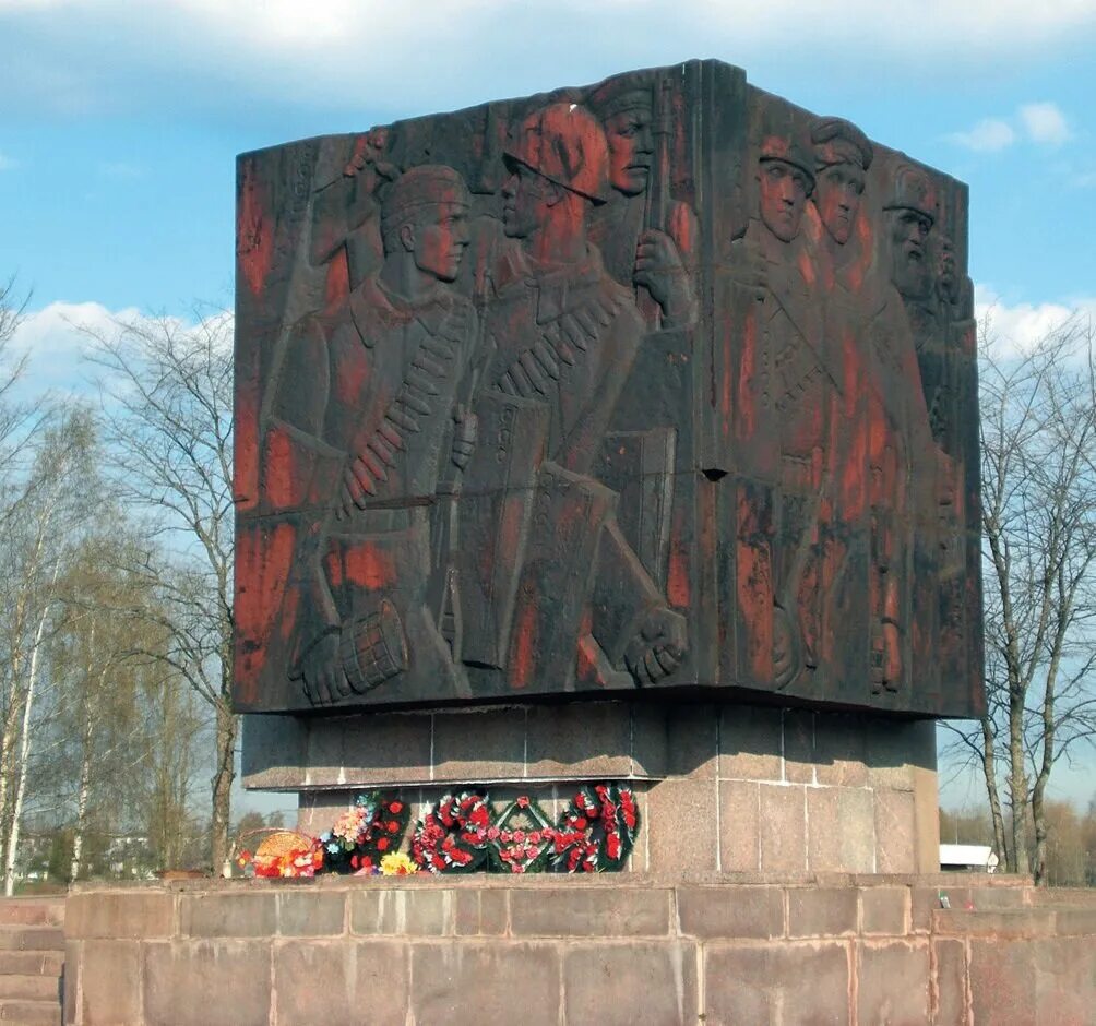 Мемориал ленинградская битва. Монумент прорыв блокады ленинграда. Ленинградская битва блокада ленинграда. Монумент защитникам блокадного ленинграда. Монумент разорванное кольцо блокады.