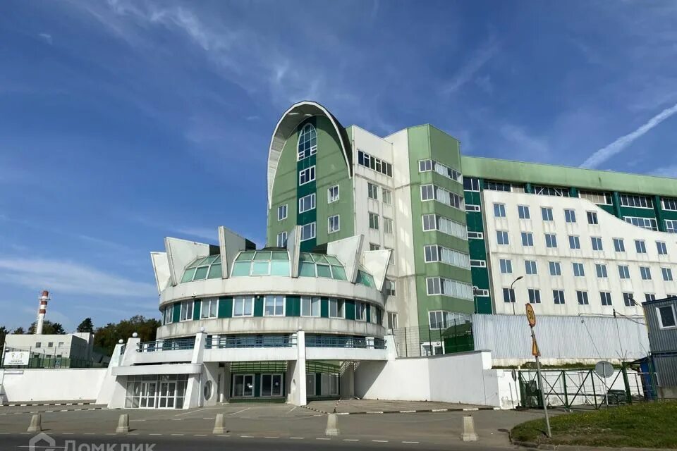 Екатеринбург, серовский тракт, 11-й километр, 3. Г. Москва, улица большая полянка, 50/1с1. Офис на 50 этаже. Ттк офис.