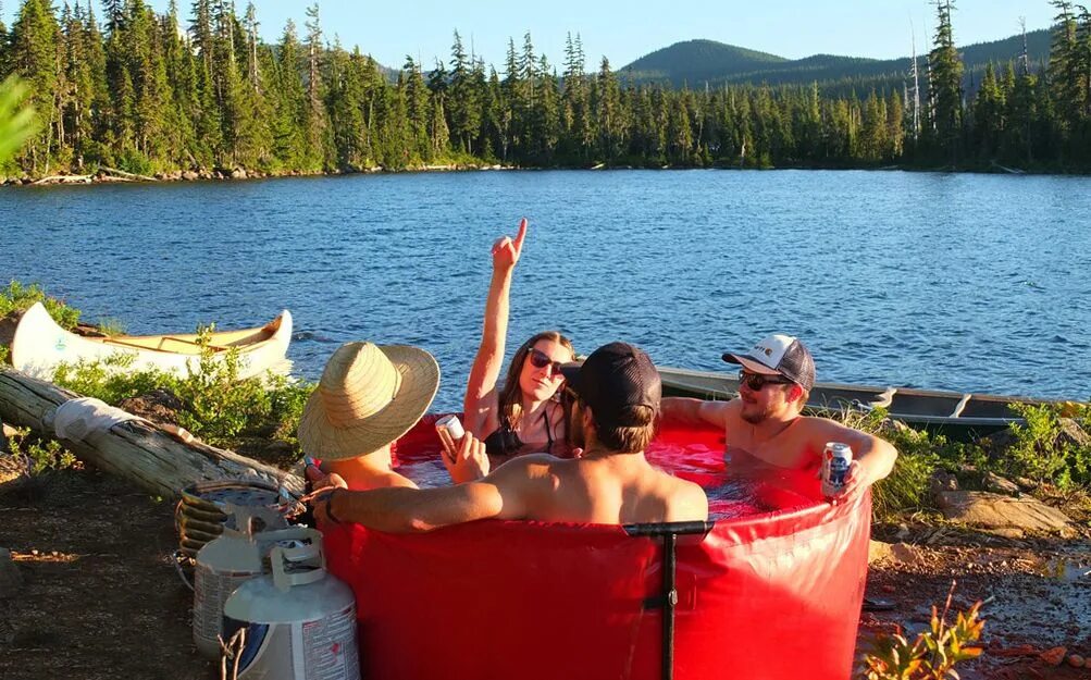 Camp hot. Camping hot Tub.