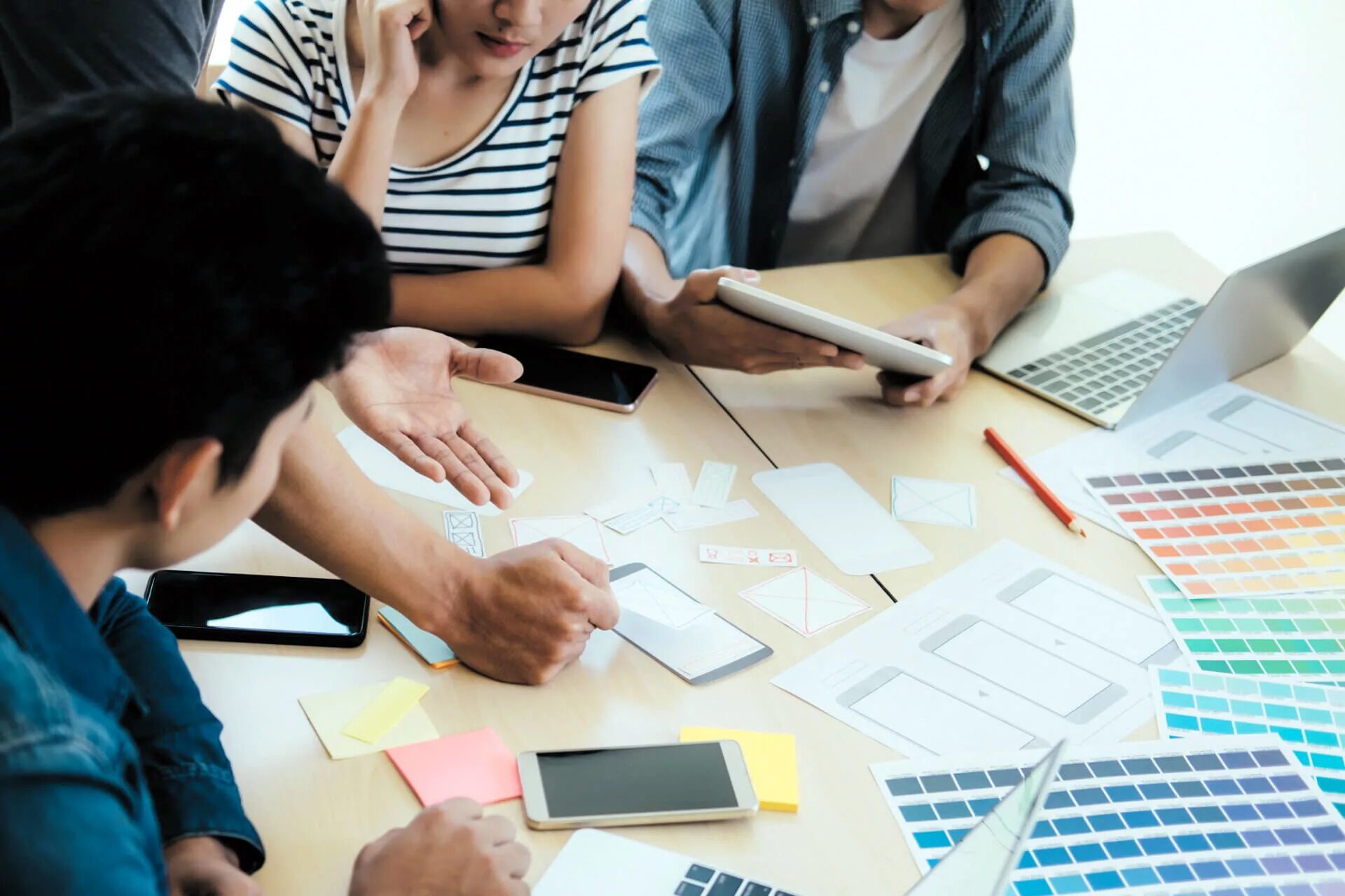 Интернет в офис. Корус консалтинг сотрудники спб. Предприниматель бизнесмен. Design team promotion. Предприниматель бизнесмен.