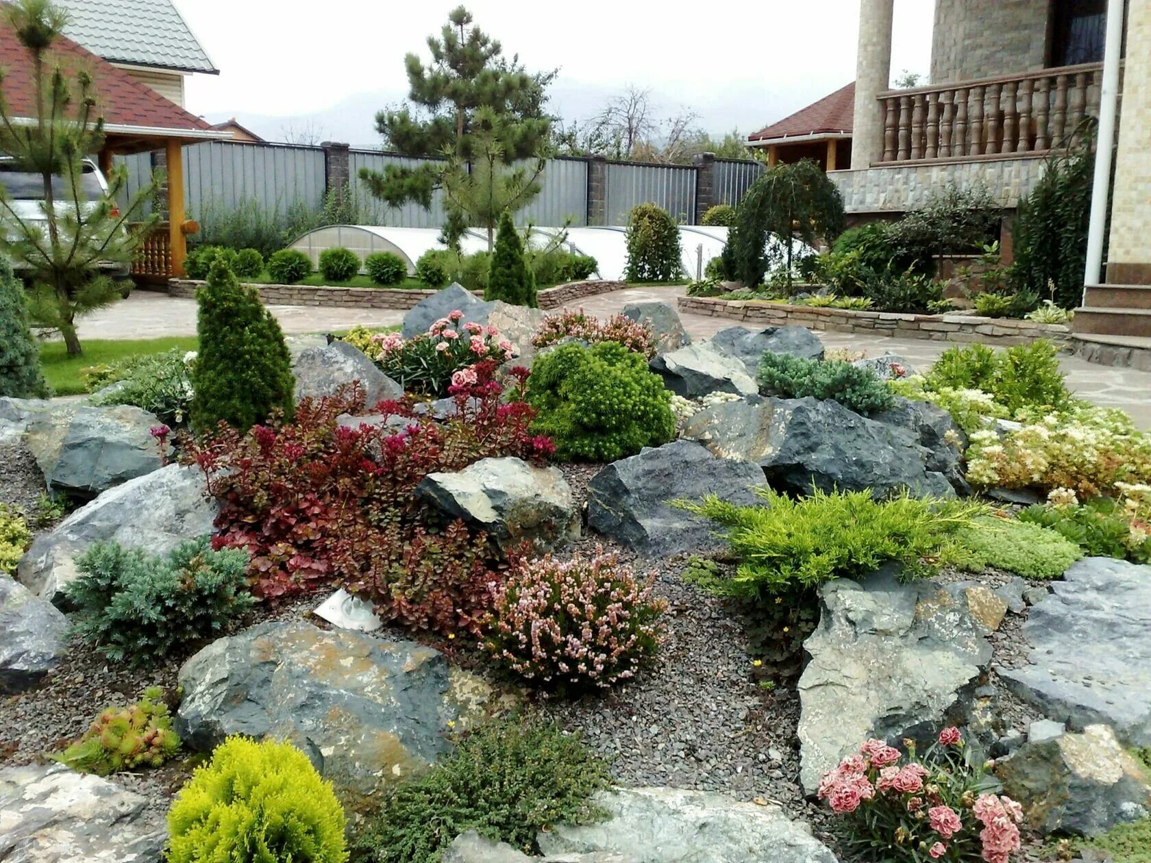 Пин от пользователя Елена Александрова на доске Garden Цветочная клумба дизайн, 