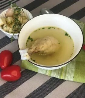 Куриный суп из голеней с вермишелью