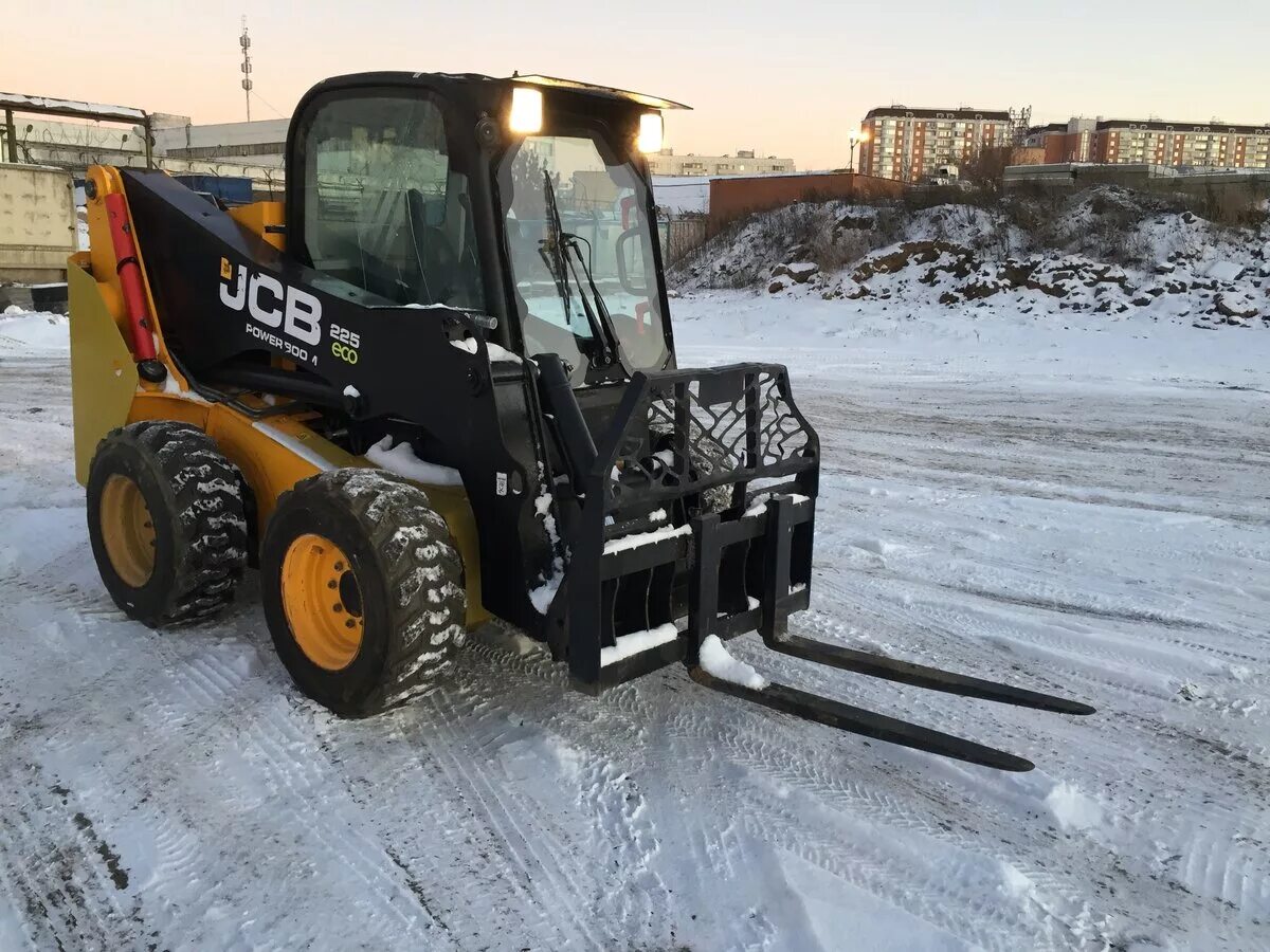 Jcb 170. JCB 225 Eco. Мини погрузчик JCB 225. Мини-погрузчик JCB 205 т3. JCB 205 t3.