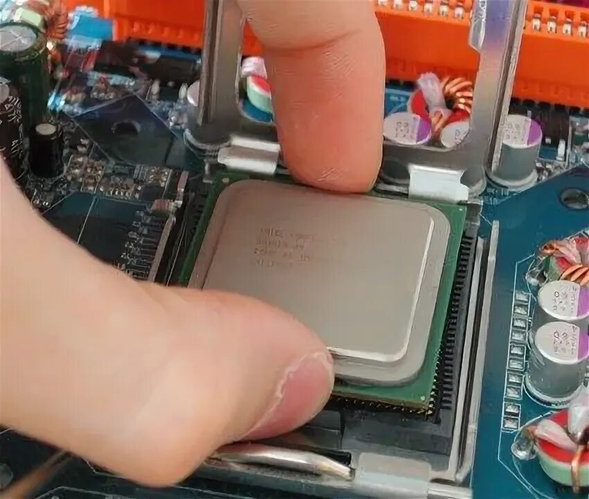 Как установить процессор на пк. Компьютер процессор и hdd. вольтмоддинг 775 процессор. процессор.