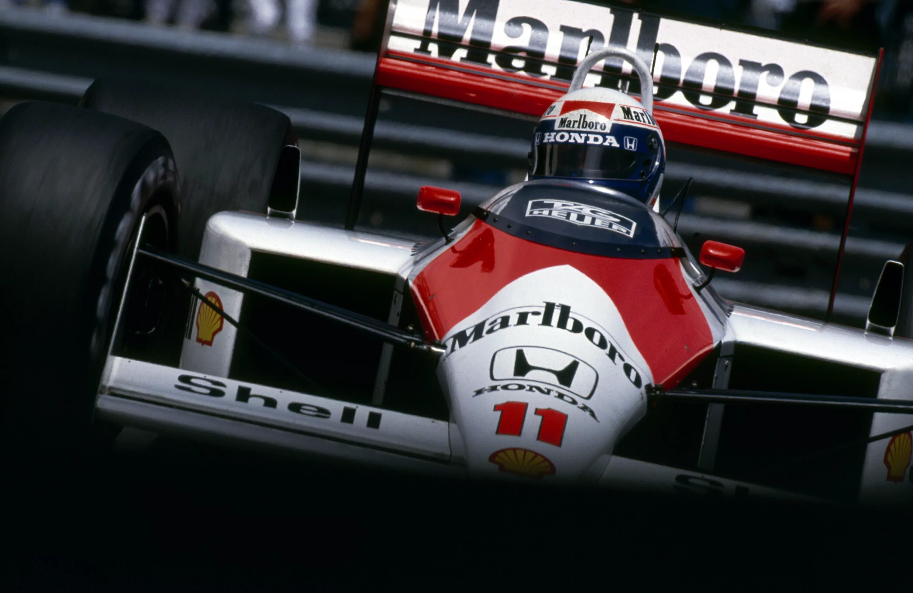 Формула 1 50. Формула 1 Монако 2021. MCLAREN f1 гоночный. MCLAREN f1 1988. Ferrari f1 1988 Monaco.