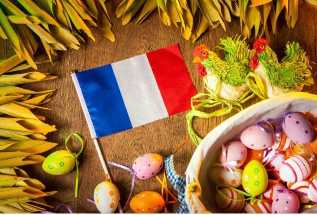 Феерия яиц. Paques праздник во Франции. Католическая Пасха во Франции. Пасхальные традиции Франции. Празднование Пасхи во Франции.