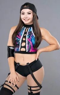 Aew skye blue wrestler