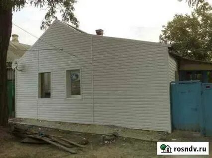 Дед дом в красном сулине