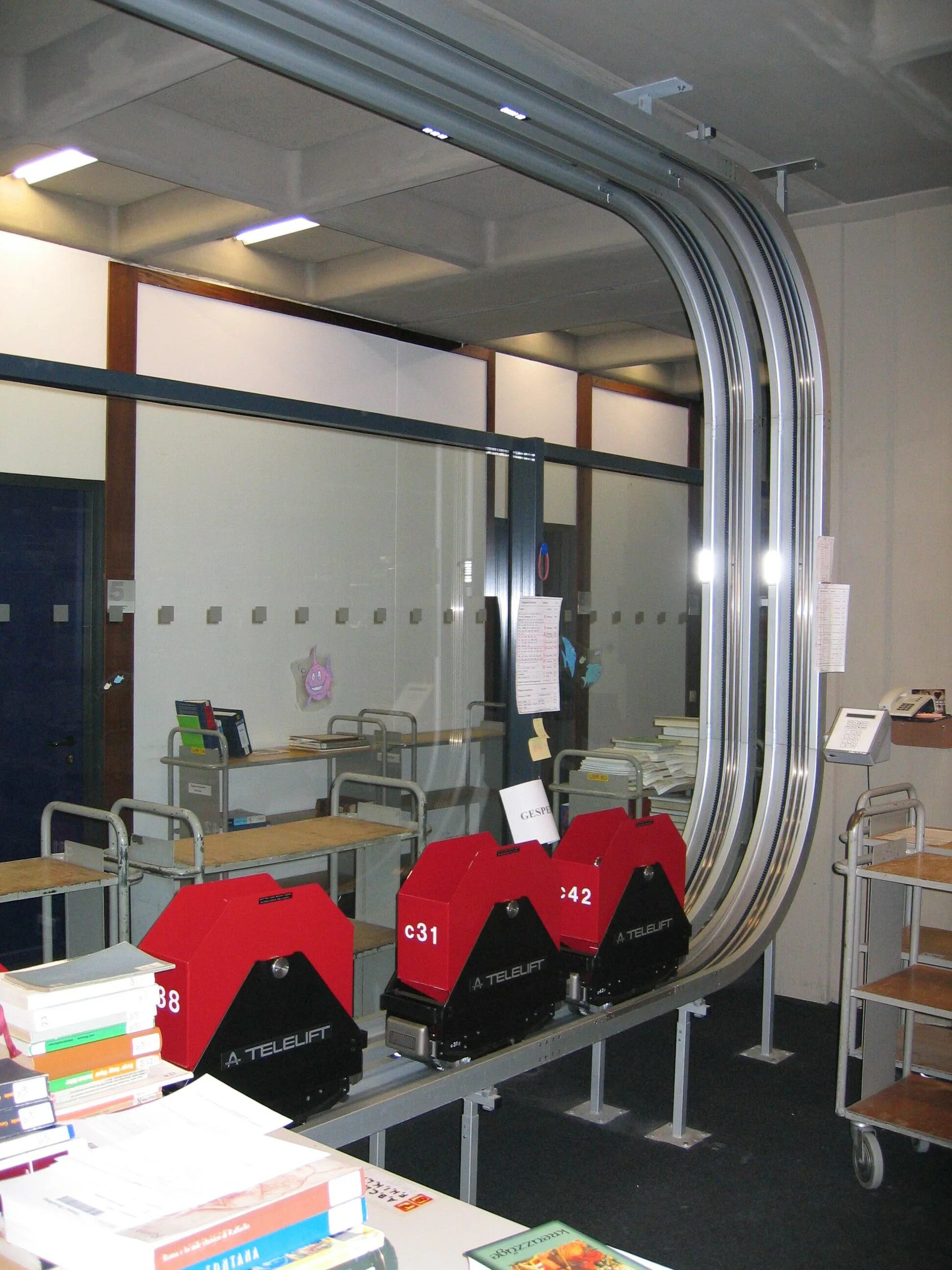 Телелифт в библиотеке. Телелифт в библиотеке им ленина. Гк технология телелифт. Фонтанка 44 библиотека маяковского. Телелифт ргб.