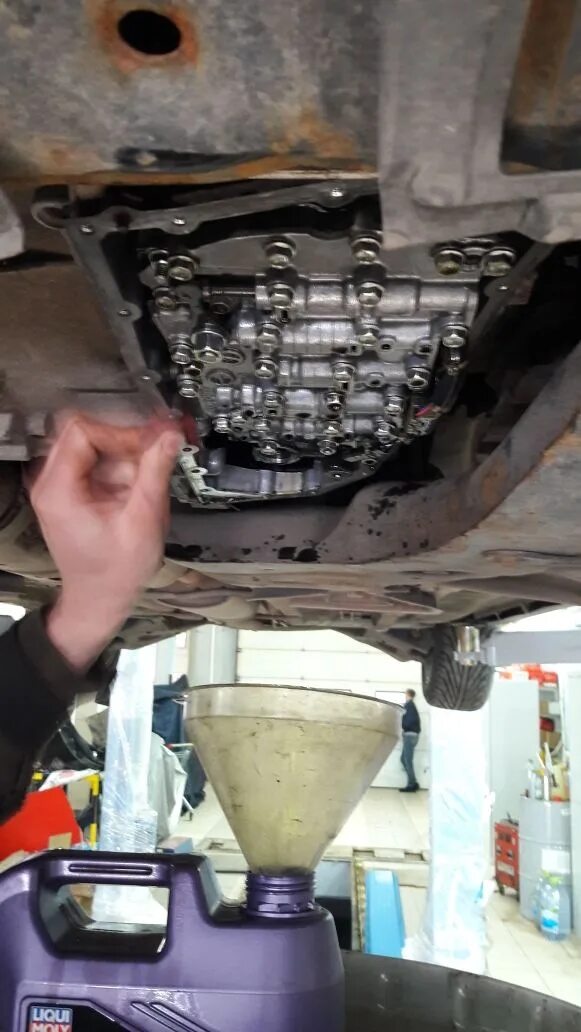 Ниссан Теана j32 фильтр поддона двигателя. Nissan Teana j33 2.5 Oil Filter. Уровень масла в вариаторе Teana j32. Фильтр вариатора Ниссан Теана j32 3.5. Замена масла вариатора ниссан j32